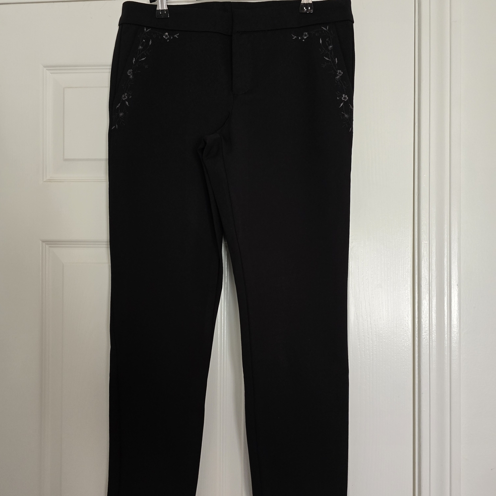 Kut from the Kloth Black Slim Pants with Subtle Stitch Detail Sz. (6) 32"x26"